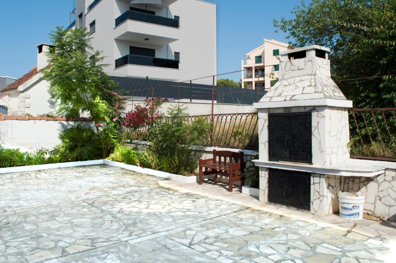 Villa Dusper Trogir Exterior photo